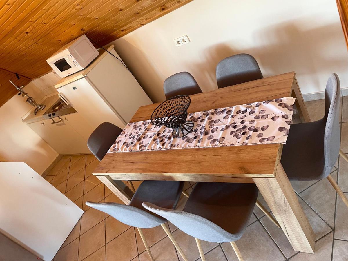 Esther Apartman Gyenesdiás Extérieur photo
